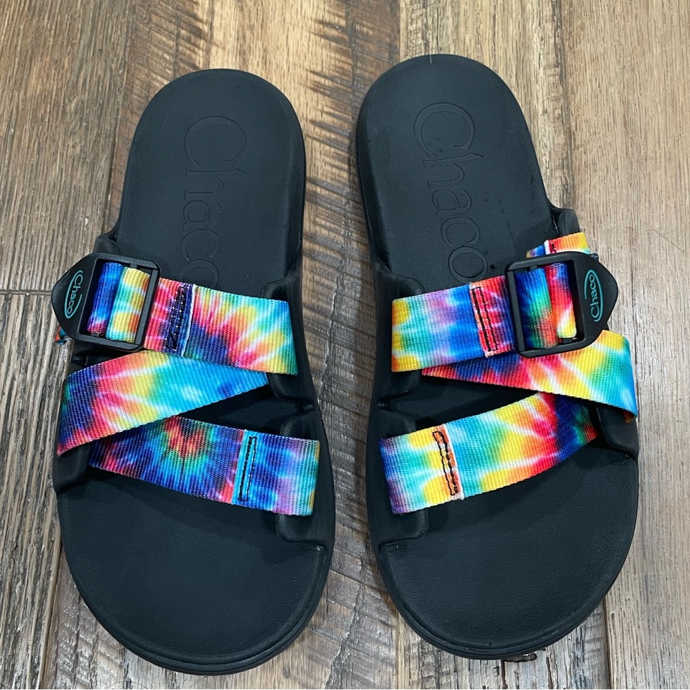 Chaco TieDye slide sandals Wm 6